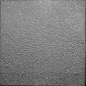 Fragment aus gehärtetem Glas