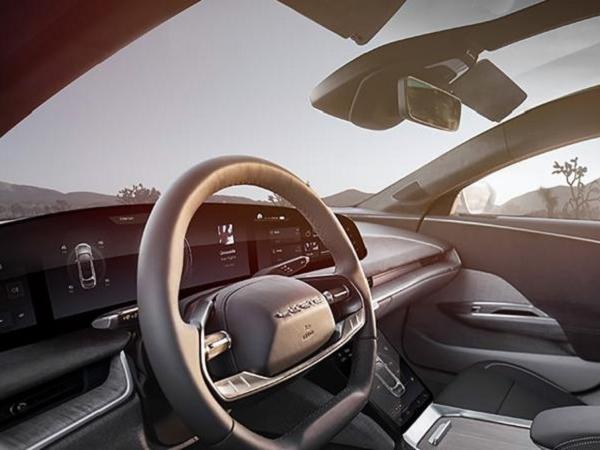 Neue Technologien und Trends in der Automobilglasverarbeitung
